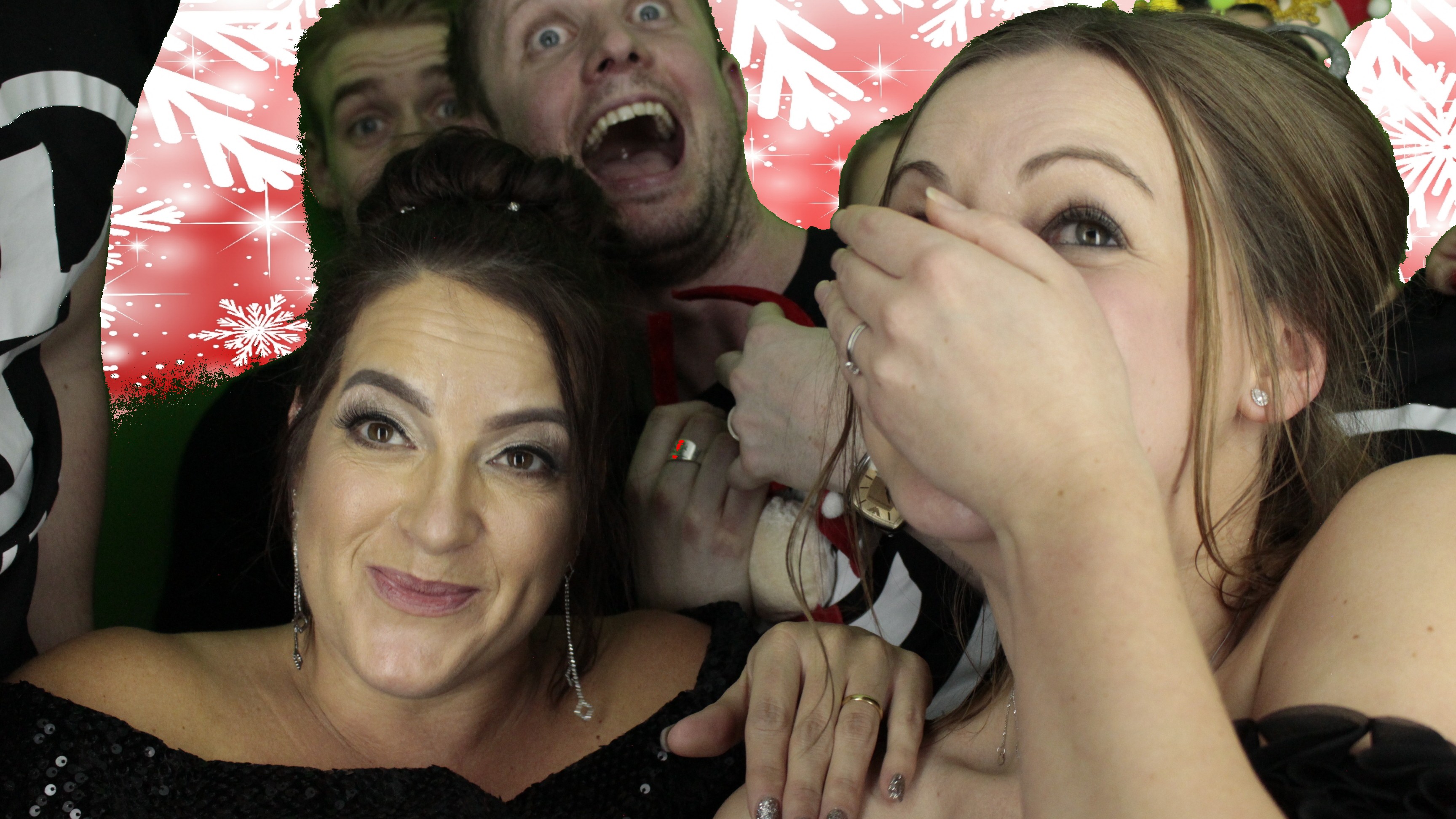 Portsmouth Water Christmas Party | View more photos from the event at gallery.myphotoboothexperience.co.uk/u/MyPhotoBoothExperienceLtd/Portsmouth-Water-Christmas-Party
